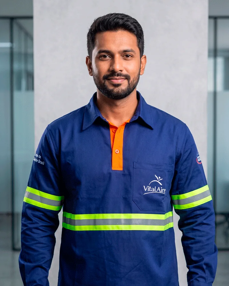 Uniforme industrial refletivo para equipe de manutenção, fabricado sob medida em Recife
